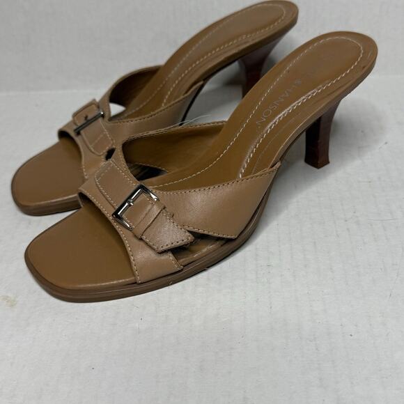 Hillard & Hanson Tan Leather Open Toe Mules w/ Buckle Closure Detail Size 7 - Picture 1 of 6